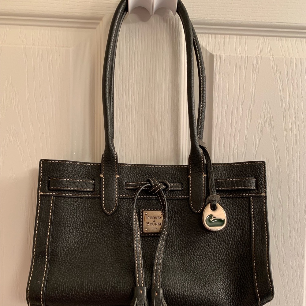 Beautiful black leather Dooney and Bourke bag